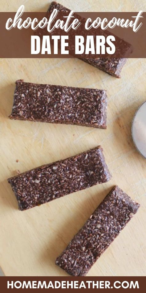 Coconut Date Bars, Date Healthy Dessert, Wrapper Recipes, Lara Bars Recipe, Chocolate Decadence, Healthier Snacks, Recipes List, Healthy Foods To Make, Healthy Granola