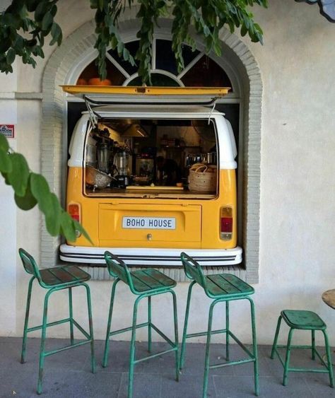 Coffee Shop With A Vw Bus Ibiza Cafe, Combi Volkswagen, Cafe Shop Design, Ibiza Spain, Coffee Shops Interior, Food Truck Design, Vw T1, Coffee Shop Design, Coffee Shop Decor