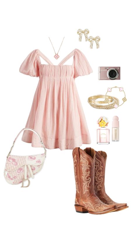 #outfitinspo #pink #costalcowgirl #cowgirl Rodeo Fits, Senior Outfit Ideas, Preppy Ootd, Amazon Sweaters, Megan Moroney, Concert Outfit Inspo, Country Outfit, Southern Outfits, Country Style Outfits