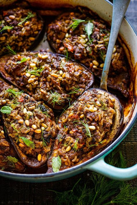 Lentil Stuffed Eggplant, Stuffed Aubergine Vegetarian, Stuffed Aubergine Recipe Meat, Middle East Eggplant Recipes, Lebanese Eggplant Recipes, Middle Eastern Eggplant Recipes, Loaded Eggplant, Filled Eggplant, Lebanese Spices