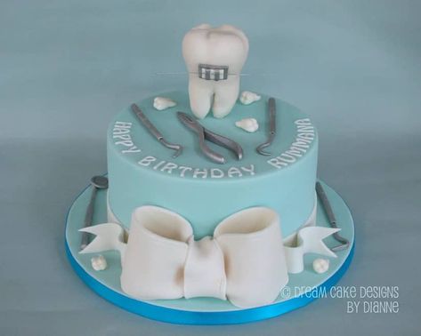 Dental Cake, Dentist Cake, Tooth Cake, Cinderella Cake, Dental Surgeon, Cake Decorating Piping, Birthday Captions, Dream Cake, Eat Dessert First