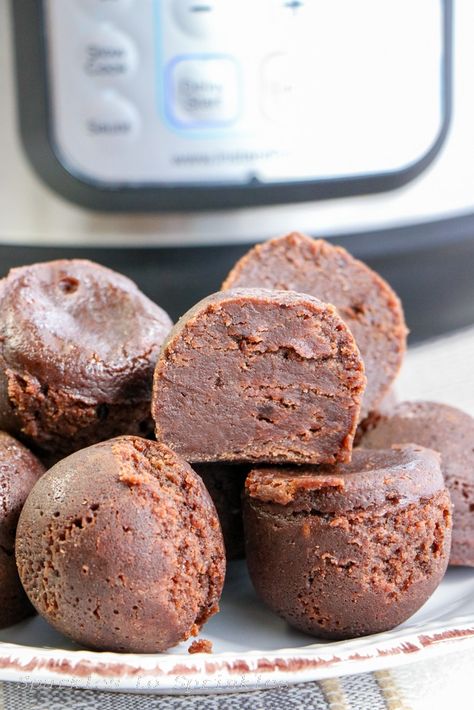 Pot Brownie, Brownie Bites Recipe, Egg Bites Recipe, Cupcake Bakery, Healthy Instant Pot Recipes, Brownie Bites, Egg Bites, Cinnamon Rolls Homemade, Easy Instant Pot Recipes