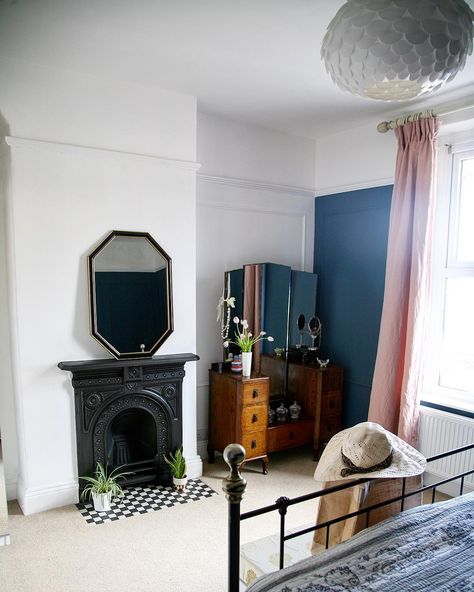 Cast iron fireplace decor with vintage dressing table and monochrome tiles #peelaway Cast Iron Fireplace Surround, Cast Iron Fireplace Bedroom, Cast Iron Bed, Peacock Bedroom, Fireplace Bedroom, Contemporary Bedroom Sets, Cast Iron Beds, Fireplace Tiles, Blue Bedroom Design