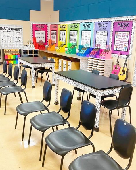 Band Teacher Aesthetic, Middle School Music Classroom Decor, Music Classroom Ideas, Music Classroom Design, Elementary Music Classroom Setup, High School Music Classroom, Elementary Music Classroom Decor, Music Classroom Posters, Music Room Organization