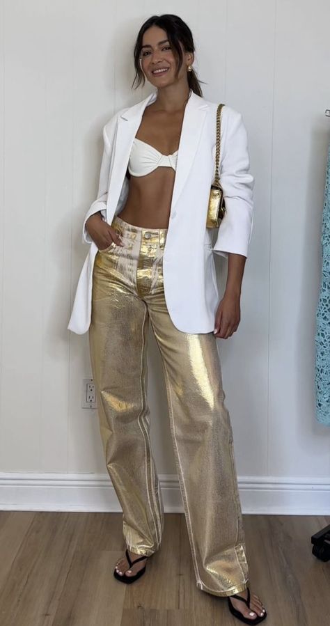 Gold Metalic Pants, Gold Metallic Outfit Ideas, Gold Metallic Pants, Gold Metallic Jeans Outfit, Gold Metallic Pants Outfit, Gold Trousers Outfit, Gold Jeans Outfit, Gold Pants Outfit, Gold Outfit Ideas