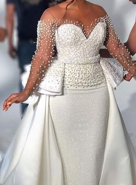 Elegant Bridal Dresses, Bridal Maxi, Bridal Maxi Dress, Tulle Overskirt, Elegant Bridal Dress, African Lace Styles, Elegant Bridal Gown, Classy Wedding Dress, Stylish Wedding Dresses