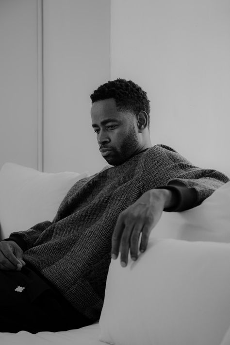 Ylan Noel, Jay Ellis, African Images, Camera Poses, African Image, Dark Skin Men, Costume Inspo, Male Actors, Black Is Beautiful