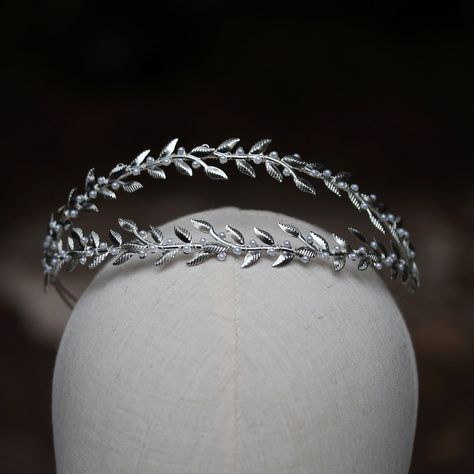 Greek Goddess Headpiece, Wedding Halo Headpiece, Vine Headpiece, Roman Hair, Laurel Crown, Elegant Pants, Wedding Halo, Silver Head Piece, Halo Crown