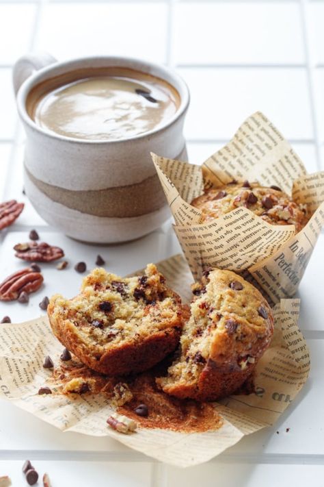 Chocolate Chip Banana Bread Muffins Recipe Olive Oil Muffins, Chocolate Chip Banana Bread Muffins, Banana Bread Muffins Easy, Banana Bread Muffin Recipe, Banana Bread Muffins, Bread Muffins, Chocolate Chip Banana, Make Banana Bread, Crunchy Pecans