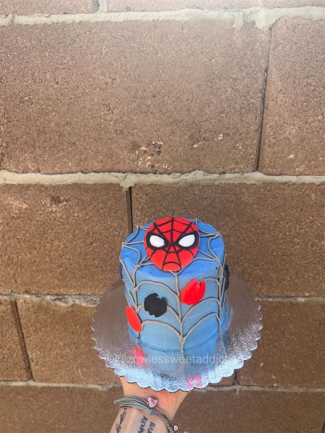 Spider-Man smash cake Spider Man Cake, Man Cake, Spiderman Cake, Mini Cake, Cakes For Men, Covered Strawberries, Chocolate Covered Strawberries, Mini Cakes, Chocolate Covered