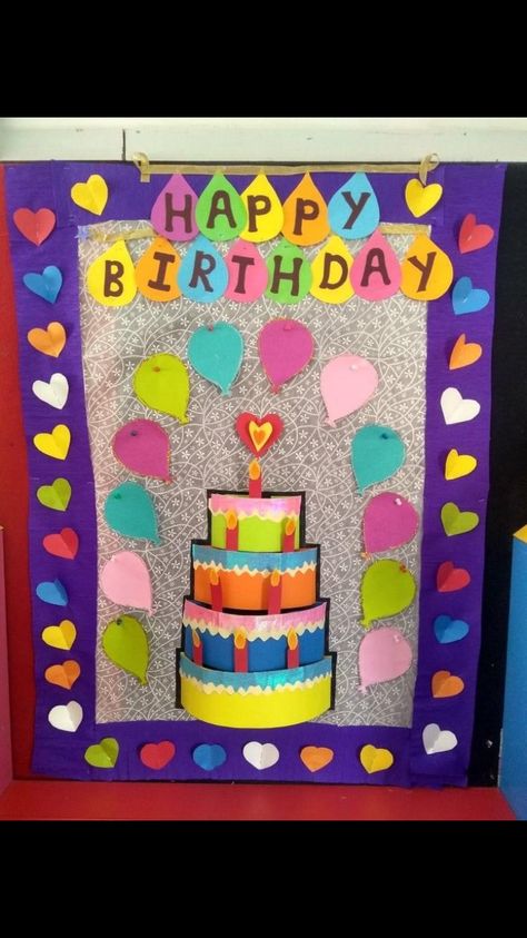 Birthday Chart For Preschool, Birthday Boards Classroom Preschool, Preschool Birthday Board, Montessori Birthday, Birthday Chart Classroom, Preschool Birthday, Birthday Cap, Birthday Board Classroom, Birthday Chart