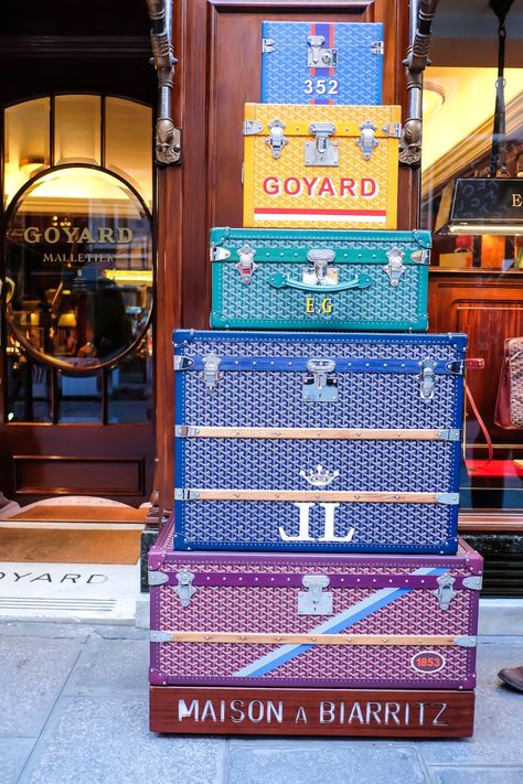 goyard trunks in Paris // 48 hours in Paris, The Stripe Goyard Luggage, Goyard Trunk, 2022 Handbag, Goyard Handbags, Trip Photos, Travel Tools, Steamer Trunk, Goyard Bag, Black Men Street Fashion