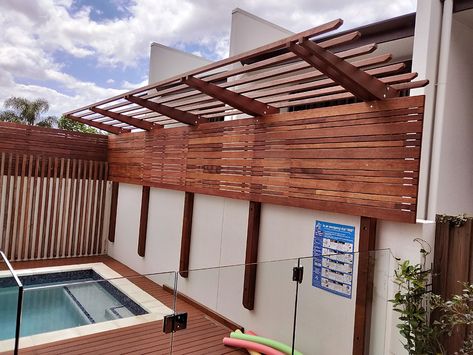 Timber Frame Pergola Plans, Cantilevered Pergola, Cantilever Pergola, Garden Arbours, Timber Frame Pergola, Screening Ideas, Timber Garden Sheds, Merbau Decking, Diy Pergola Kits