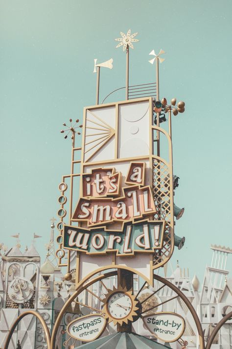 Small World Bedroom, Small World Aesthetic, Small World Wallpaper, Vintage Disney World, Disney World Art, Its A Small World Aesthetic, Vintage Disney Aesthetic, Its A Small World Nursery, Its A Small World