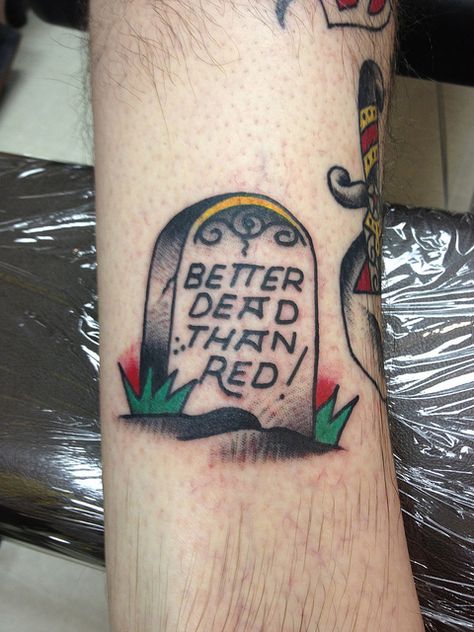 Traditional Tombstone Tattoo by Krooked Ken at Black Anchor Tattoo in Denton MD by krookedken, via Flickr Head Stone Tattoo, Gravestone Tattoo Design, Traditional Tombstone Tattoo, Gravestone Tattoo, Tombstone Tattoo, Tattoo Anchor, Tato Tradisional, Stone Tattoo, 10 Tattoo