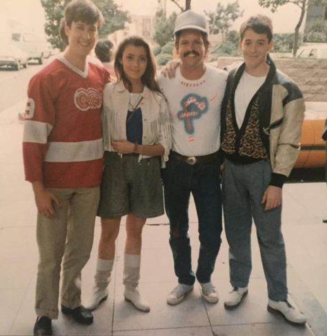 Ferris Bueller Costume, Fifth Element Costume, Alan Ruck, Mia Sara, John Hughes Movies, Ferris Bueller’s Day Off, Ferris Bueller's Day Off, Life Moves Pretty Fast, Matthew Broderick