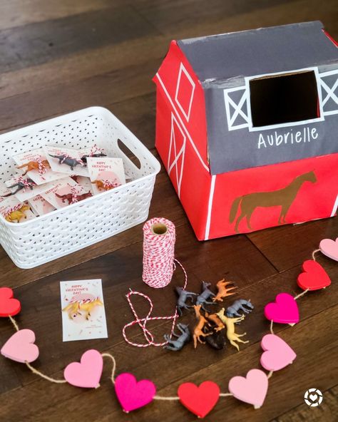 Barn Valentines Boxes, Barn Valentine Box Ideas, Horse Valentines Boxes, Valentines Goodies, Kids Valentine Boxes, Turkey Project, Valentine Boxes, Valentines Box, Valentine Box