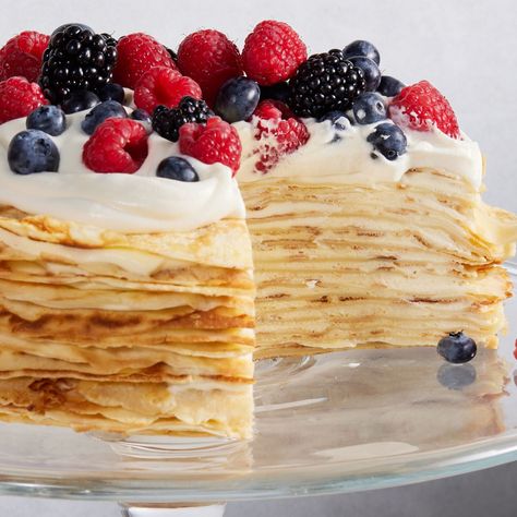 Delish Berry Crepes, Crepe Cake Recipe, Crepe Cake, Crepe Recipes, Easy Brunch, Creamy Desserts, Breakfast Cake, Vanilla Bean, Brunch Recipes