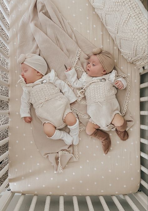 Twin Baby Girls | Twins | Outfit Inspiration | Baby OOTD Newborn Twin Outfits, Twin Baby Girl Outfits, Twin Baby Outfits, Babies Aesthetic, Twins Outfit, Twin Baby Clothes, Twin Girl, Twin Baby Girls, Twin Toddlers