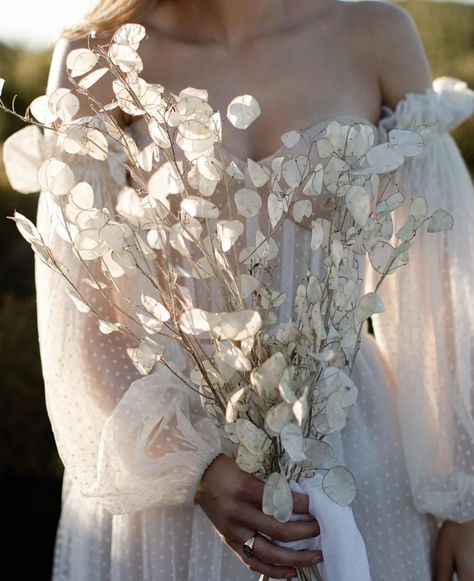 Ethereal Bouquet, Ethereal Editorial, Floral Designer, Styled Shoot, Instagram A, Elopement, Ash, Editorial, Floral Design