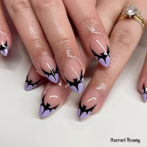 Witch Hat Nail Design, Bats On Nails, Witchy Nail Designs Short, Nail Art For Small Nails, Bat French Tip Nails, Short Almond Halloween Nails, Cat Eye Halloween Nails, Fall Nail Designs Almond, Minimal Halloween Nails