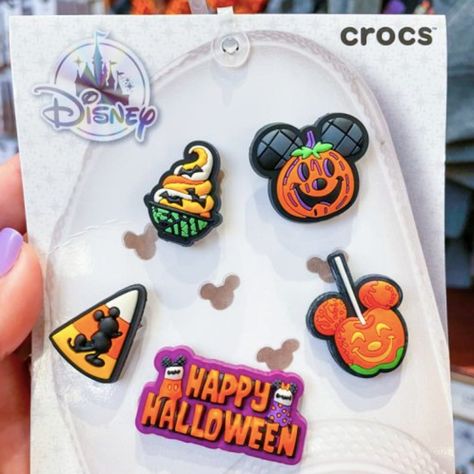 Disney Crocs Jibbitz Shoe Halloween Charms Set New In Hand Candy Corn Pumpkin New! Purchased In Magic Kingdom! Candy Corn Pumpkin, Disney Crocs, Crocs Accessories, Pumpkin Candy Corn, Hand Candy, Crocs Jibbitz, Halloween Charms, Pumpkin Colors, Craft Fair