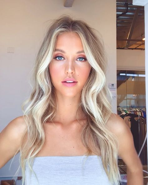 Kaitlynn Bell, Dream Beach, Pretty Face, The Kids, Hair Goals, Long Hair Styles, Hair Styles, Makeup, Hair