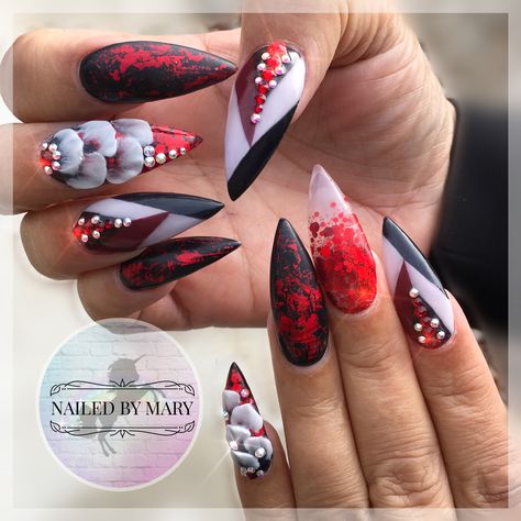 Red black white 3D art designs stiletto pointy long glitter heaven acrylic Swarovski crystals flowers matte foil nails Ombre Fail, White 3d Art, Red Acrylic Nails Designs, Purple Thoughts, 3d Flower Nails, Simple Eyeshadow, Red Acrylic Nails, Nail Art Techniques, Stiletto Nails Designs