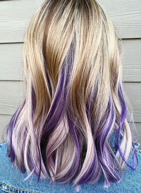 Highlights With Pop Of Color, Blonde Hair With Purple Balayage, Blonde Purple Peekaboo, Purple Ends On Blonde Hair, Blonde Multicolor Hair, Colored Hair Highlights Blonde, Blond With Purple Underneath, Blonde With Purple Balayage, Blonde Highlights With Color Streak