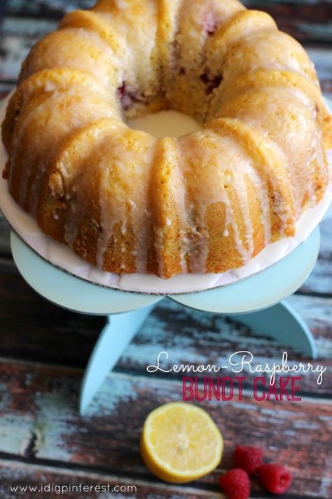 Blueberry Bundt Cake Recipes, Lemon Blueberry Bundt Cake, Raspberry Puree, Blueberry Bundt Cake, Lime Recipes, Raspberry Recipes, Moist Cake, Pound Cakes, Bundt Cakes Recipes