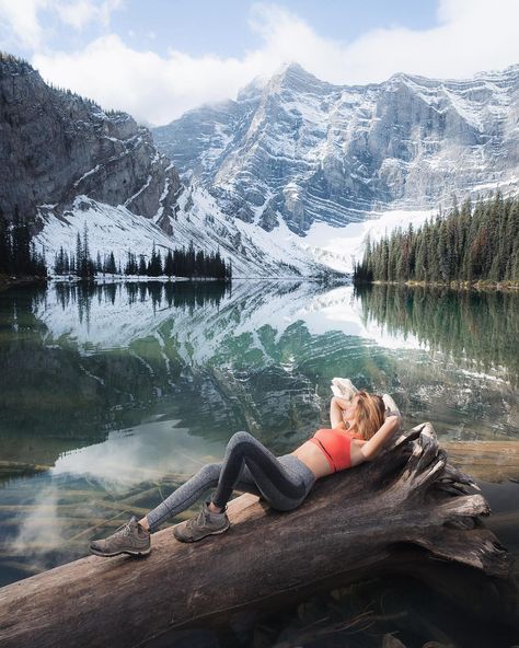 Taking in the view on a hike in Kananaskis Country, located in Alberta, Canada.  #Regram via @jess.wandering #Canada #Alberta #Hiking Jess Wandering, Banff Alberta, Beautiful Places On Earth, Mountain Hiking, Alberta Canada, Travel Goals, Weekend Trips, Most Beautiful Places, Amazing Nature