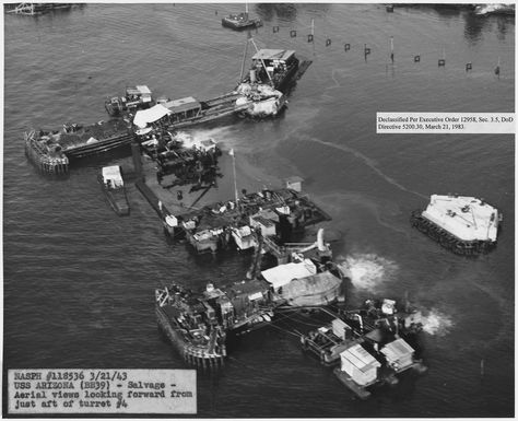 Overhead view of the progress of the salvage work on the sunken battleship USS Arizona in Pearl Harbor, Hawaii, 21 Mar 1943, a year and a half after the attack. (US Navy photo) Pearl Harbor 1941, Pearl Harbor Hawaii, Remember Pearl Harbor, Pearl Harbour, Uss Arizona Memorial, Battle Ships, Uss Arizona, Us Navy Ships, Pearl Harbor Attack