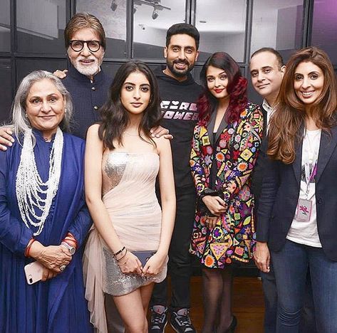 Complete Bacchan family in single picture  #bollywood Bachchan Family, Hottest Male Celebrities, Most Beautiful Eyes, Celebrity Families, Amitabh Bachchan, Celebrity Lifestyle, Bollywood Celebrities, Beautiful Family, Bollywood News