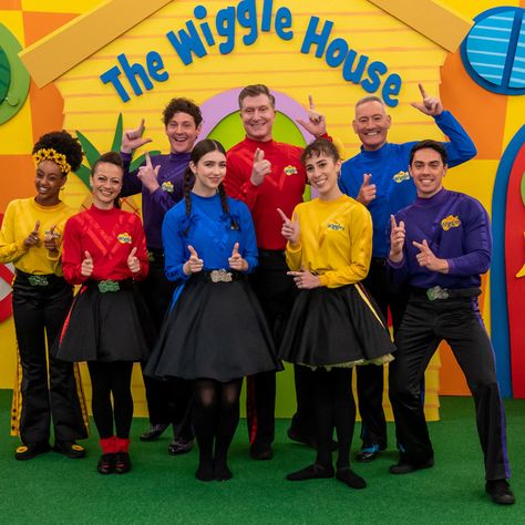 The Wiggles | Spotify Christmas Medley, New Years Song, Hot Potato, Winter Songs, Silly Songs, School Songs, Halloween Adventure, Creative Gifts For Boyfriend, Kids Tv Shows