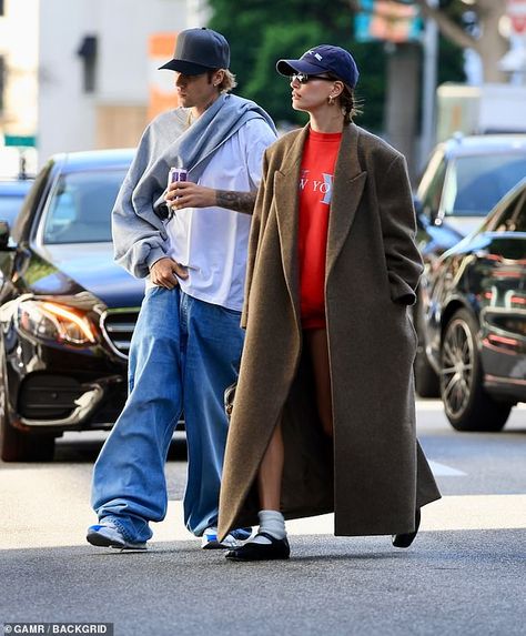 Hailey Bieber puts on a leggy display as she joins casually-clad husband Justin for lunch date in Beverly Hills | Daily Mail Online Justin And Hailey Bieber Street Style, Hailey Bieber 2024 Style, Hailey Bieber Summer Style, Hailey Bieber 2024, Haley Bieber Style, Peaches Singer, Hailey Baldwin Outfits, Hailey And Justin Bieber, Justin Bieber And Hailey Bieber