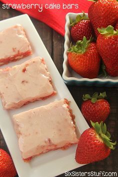 Strawberry Cake Bars on SixSistersStuff.com - these easy cake bars start with a cake mix! Cake Bars Recipe, Strawberry Bars, Strawberry Icing, Fast Desserts, Sheet Cakes, Cake Bars, Bar Cookies, Strawberry Cakes, Strawberry Desserts