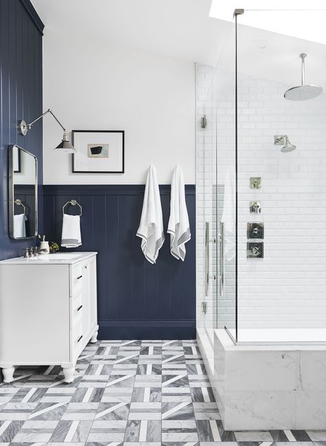 Emily Henderson master bathroom ideas Bathroom Wainscoting, Navy Bathroom, Bad Inspiration, Emily Henderson, Boys Bathroom, Blue Bathroom, Grey Bathrooms, Bathroom Renos, Bathroom Wall Decor