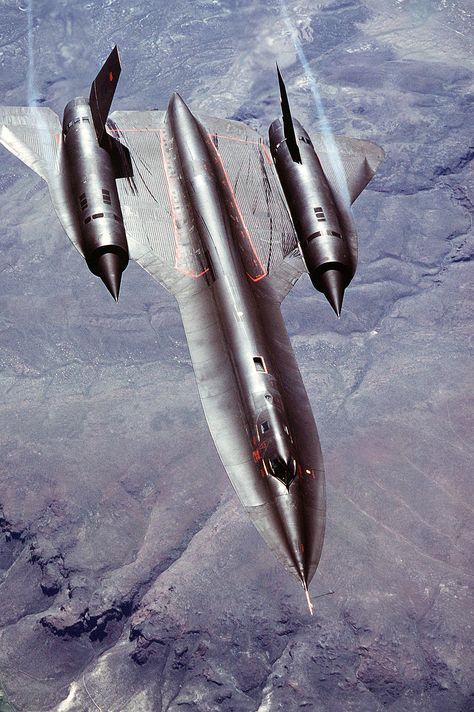 SR-71 Blackbird Lockheed Sr-71 Blackbird, Photo Avion, Lockheed Sr 71, Us Military Aircraft, Sr 71 Blackbird, Reconnaissance Aircraft, Sr 71, Airplane Fighter, Air Fighter