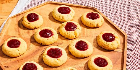 Cranberry Sauce Cookies, Leftover Cranberry Sauce Recipe, Mini Thanksgiving Desserts, Cranberry Cheesecake Bars, Cranberry Bars, Cranberry Cheesecake, Cranberry Jam, Leftover Cranberry Sauce, Thumbprint Cookies Recipe