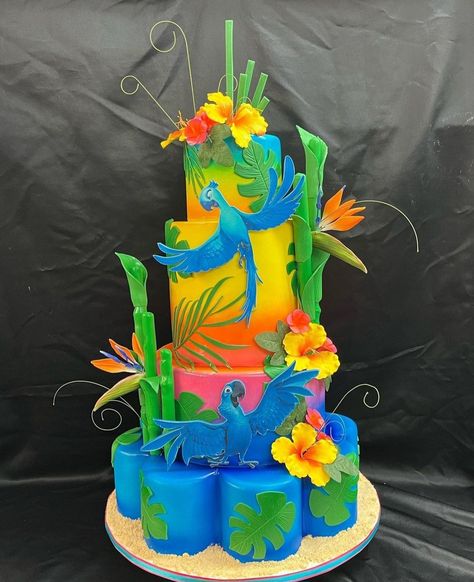 Rio Movie Themed Birthday Party, Movie Themed Birthday Cake, Rio Birthday Cake, Rio Cake, Rio Movie, Bird Cake, Bird Cakes, Quinceanera Themes, Quince