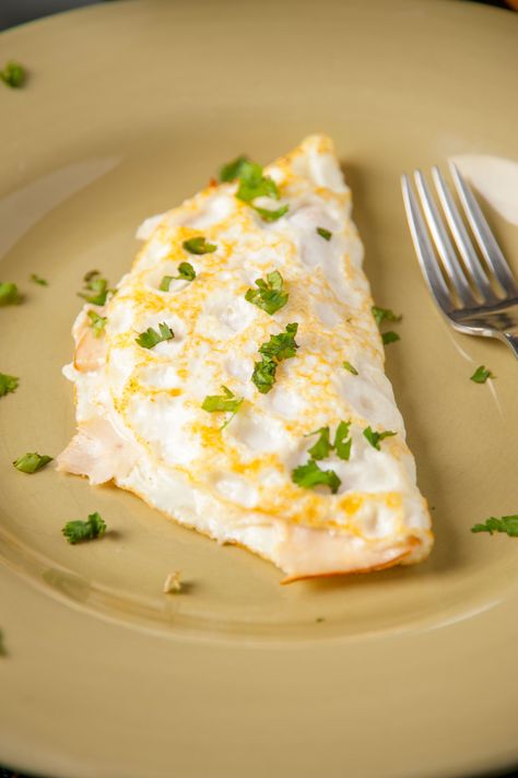 Egg White Omelette Healthy Omlet Recipes, Recipe Using Egg Whites, Egg Omelette Recipe, Egg White Breakfast, White Recipes, Omlet Recipes, Egg White Omelette, Egg White Recipes, Egg Food