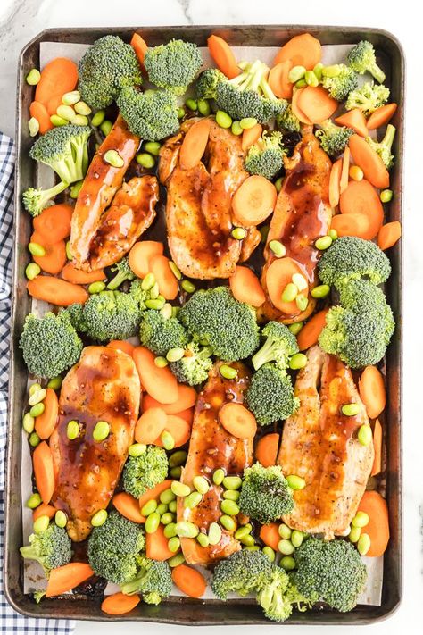 sheet pan teriyaki chicken Chicken Sheet Pan Recipe, Sheet Meals, Chicken Sheet Pan, Sheet Pan Meals Chicken, Sheet Pan Dinners Chicken, Weight Watchers Chicken, Pan Recipe, Sheet Pan Dinners Recipes, Healthy Family Dinners