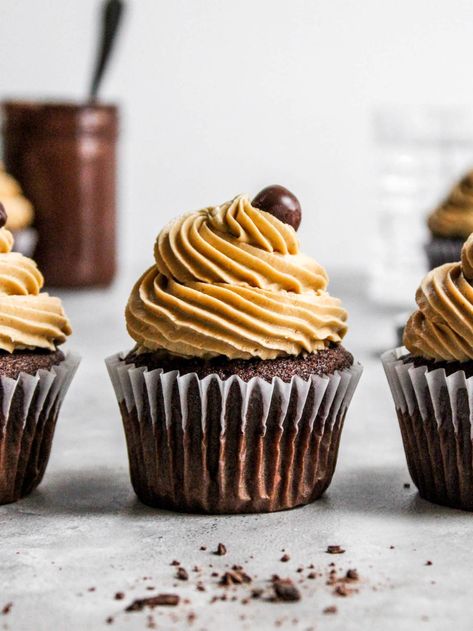 Coffee Buttercream Frosting, Chocolate Coffee Cupcakes, Peanut Butter Cheesecake Bars, Snickers Cupcakes, Espresso Buttercream, Espresso Cupcakes, Mocha Cupcakes, Coffee Buttercream, Coffee Cupcakes