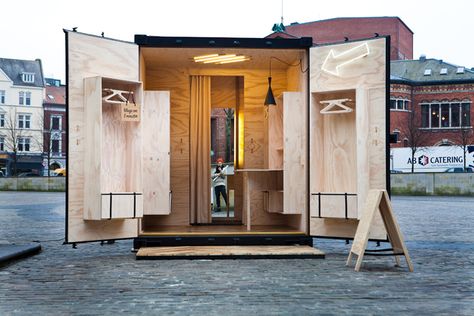 Kiosk Design Ideas, Outdoor Kiosk, Pop Up Market, Kiosk Design, Mobile Boutique, Stall Designs, Mobile Shop, Retail Space, Display Design