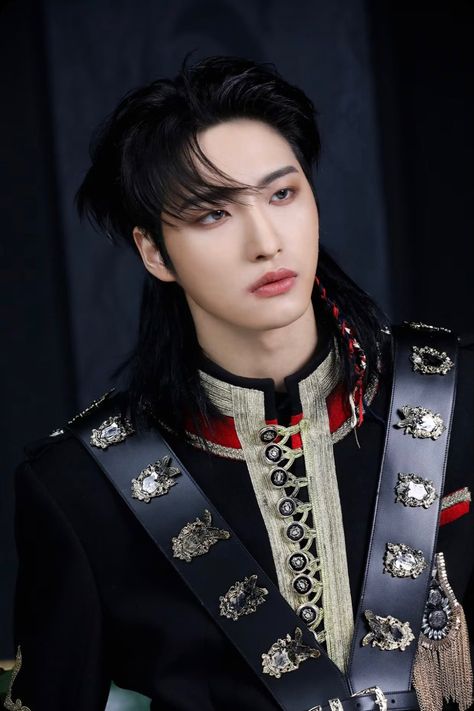 231230 ATEEZ x bilibili: Behind - Seonghwa Royal Core, Techwear Fashion, Pretty Pink Princess, Ateez Seonghwa, Seonghwa Ateez, Park Seong-hwa, Eyeliner Looks, Human Emotions, Mirror Image