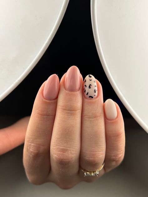 Pink Panther Nails, Tiger Print Nails, Nails Tiger, Panther Nails, Panthers Nails, Tiger Nail Art, Tiger Nails, Pink Animal Print, Cute Simple Nails