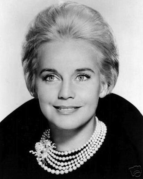 Maria Shell German Celebrities, Stephen Sondheim, Best Actor Oscar, Vintage Actresses, 15 January, Blonde Moments, Blonde Actresses, Best Actress Award, Famous Photos