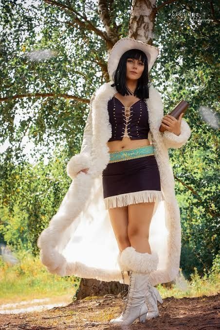 Nico Robin Costume, Nico Robin Alabasta, One Piece Cosplay Female, Robin One Piece Cosplay, One Piece Halloween Costume, Nico Robin Cosplay, Summer Cosplay, Robin Costume, Robin One Piece