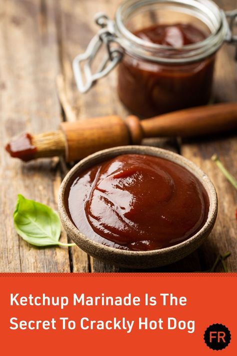 Hot Dog Game, Healthy Sauce Recipes, Grilled Hot Dogs, Bbq Side Dishes Recipes, Hot Dog Toppings, Food Republic, Barbeque Sauce, Beef Tips, Grilled Onions