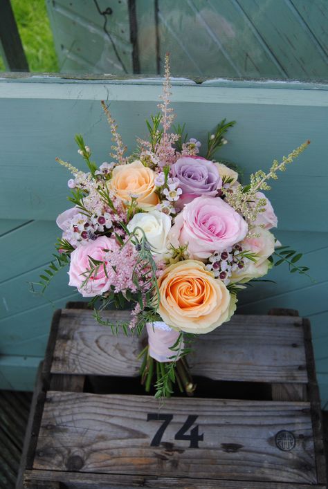 Lavender And Peach Wedding Bouquet, Peach Lilac Yellow Wedding, Lilac And Apricot Wedding, Peach Pink Purple Wedding Flowers, Peach And Lilac Wedding Flowers, Pink Peach Lavender Wedding, Peach And Lilac Wedding, Lilac And Peach Wedding, Peach Lavender Wedding